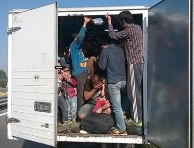 Ένας άνδρας από τα Σκόπια διακινούσε 10 μετανάστες στην Ελλάδα